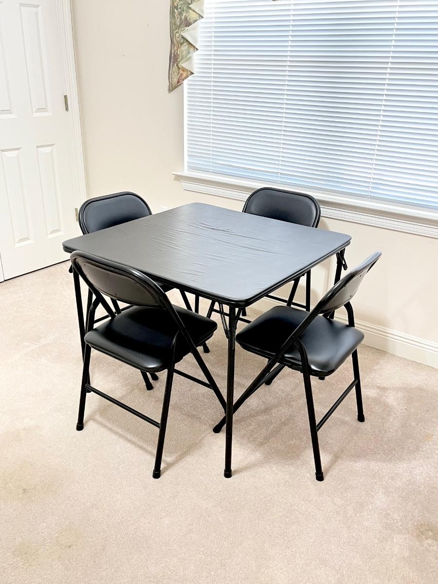 DONGGUAN SHINDIN Padded Card Table & Four (4) Padded Chairs