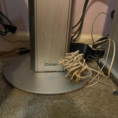 A complete stereo/media System lot