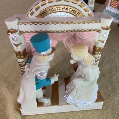 HUGE Christmas Collectibles Decor Lot