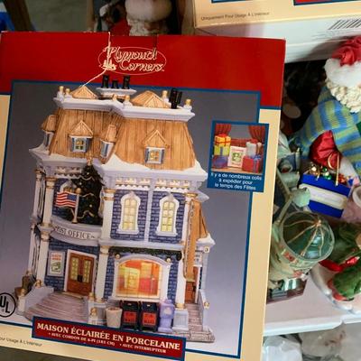 HUGE Christmas Collectibles Decor Lot