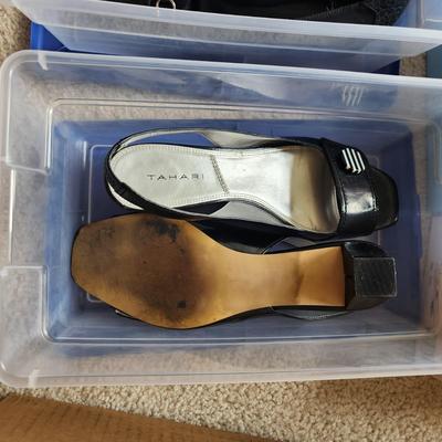 Lot of 16 pairs of worn Women's Shoes 8.5-9.5