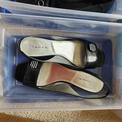 Lot of 16 pairs of worn Women's Shoes 8.5-9.5