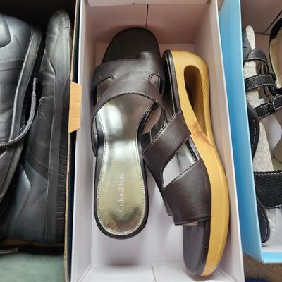 Lot of 16 pairs of worn Women's Shoes 8.5-9.5
