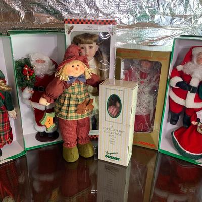 Christmas Holiday Seasonal Doll Lot