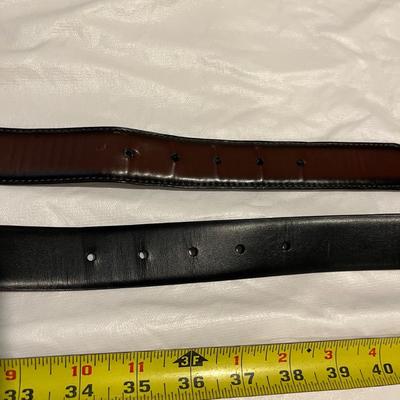 Reversible belts