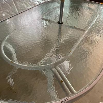 Large Oval Patio Table w/ 2 small end tables
