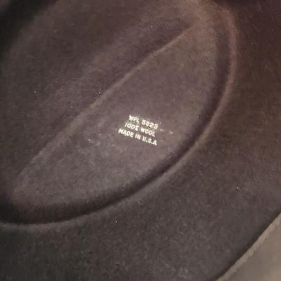 2 Women's 100% Wool Hats Black is The Icing USA & Tan is made in Italy