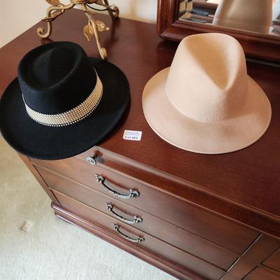 2 Women's 100% Wool Hats Black is The Icing USA & Tan is made in Italy