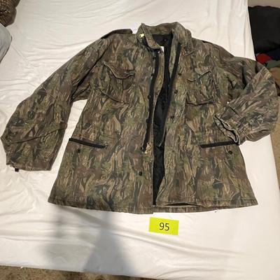Lake view Sports Wear Coat size Large