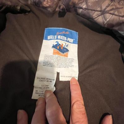 Heritage Walls apparel waterproof XL Coat