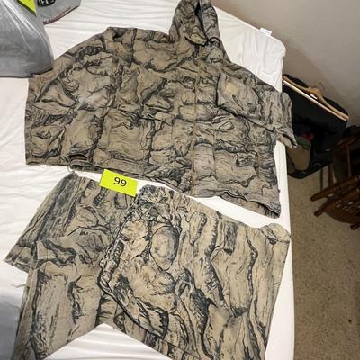 Standout Rockaflage size XL jacket and pants