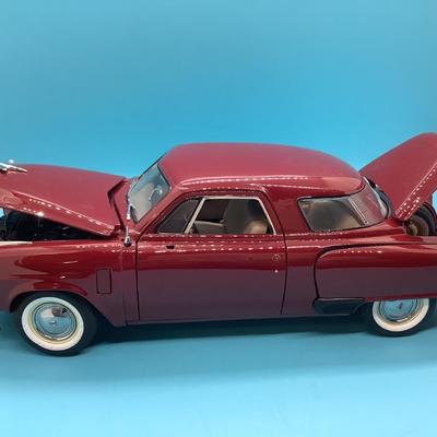 Studebaker 1951 metal dark burgundy, 1:18 scale Highway 61