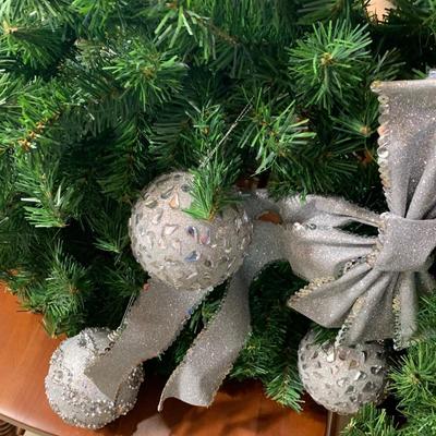 HUGE Wreath Lot - Holiday & More
