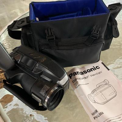 Panasonic PVL-558 Camcorder - Charger - Case