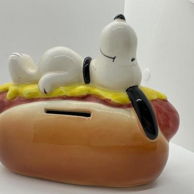 SNOOPY - Hot Dog Coin Bank, Plate, Book, (4) Snoopy Ornaments, Large Flag