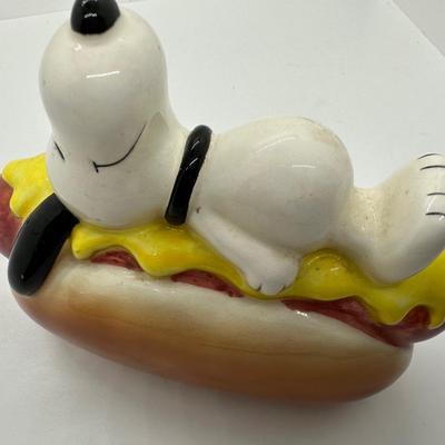 SNOOPY - Hot Dog Coin Bank, Plate, Book, (4) Snoopy Ornaments, Large Flag