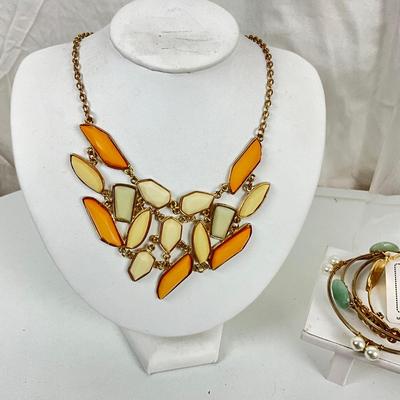 362 Orange and Creme Necklace with Smart Gloves, Earrings, Bracelets