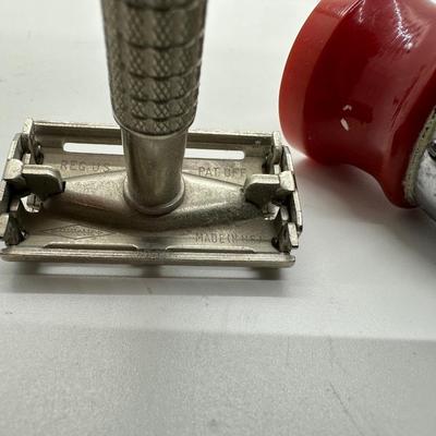 Vintage Shaving Brush with Razor