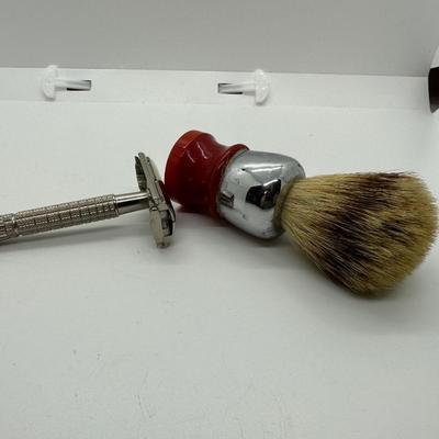 Vintage Shaving Brush with Razor