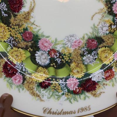 LENOX - Set of (6) Beautiful Colonial Christmas Wreath Plates, Most W/ Original Boxes