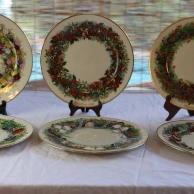 LENOX - Set of (6) Beautiful Colonial Christmas Wreath Plates, Most W/ Original Boxes