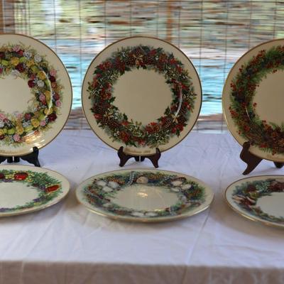 LENOX - Set of (6) Beautiful Colonial Christmas Wreath Plates, Most W/ Original Boxes