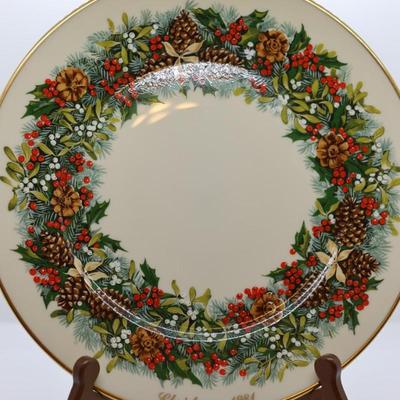 LENOX - Set of (6) Beautiful Colonial Christmas Wreath Plates, Most W/ Original Boxes