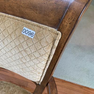 Clean Arm Chair