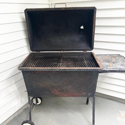 BBQ Charcoal Heavy Grill / Smoker  ~ *Read Details