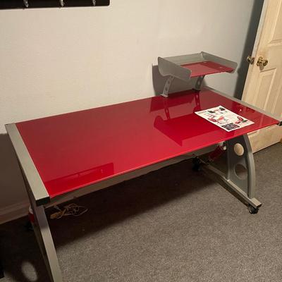 Desk by Pit stop furniture