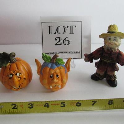 Lot of Fun Halloween Items