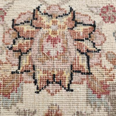 Round Oriental Rug with Fringe 93" diameter
