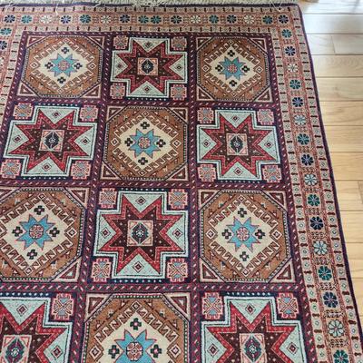 Persian Oriental Rug Hand Knotted Made in Iran 65" x 40"