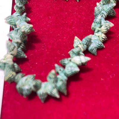 Vintage Small Shell Necklace
