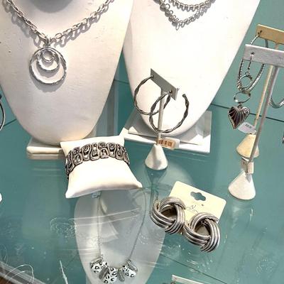 383 Large Silvertone Jewelry Lot