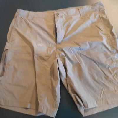 Six pair of Men's Shorts Size 38 - 40 XL, REI, COLUMBIA, and more
