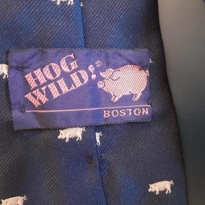 Twelve Neck Ties Surrey, Huntington, Claybrooke, Resillio, Van Heusen and other brands
