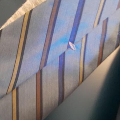Twelve Neck Ties Surrey, Huntington, Claybrooke, Resillio, Van Heusen and other brands