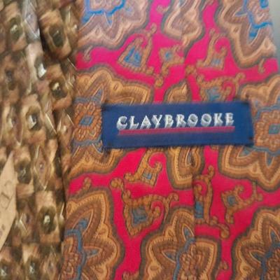 Twelve Neck Ties Surrey, Huntington, Claybrooke, Resillio, Van Heusen and other brands