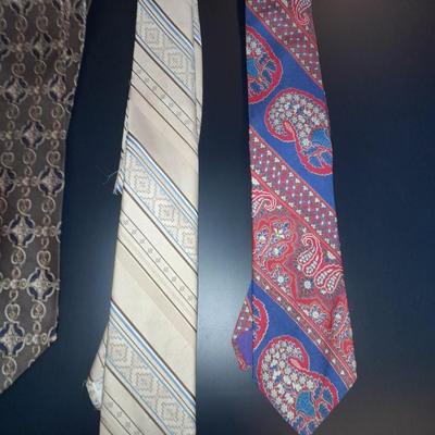 Twelve Neck Ties Mark Alexander, Blazer. Beau Brummell, and other brands