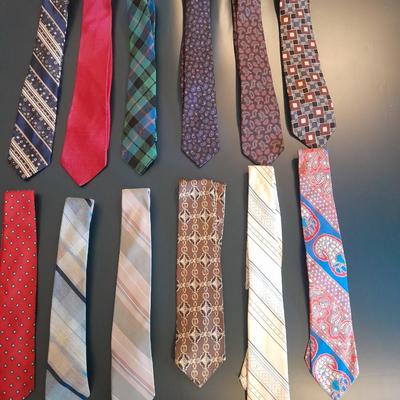 Twelve Neck Ties Mark Alexander, Blazer. Beau Brummell, and other brands