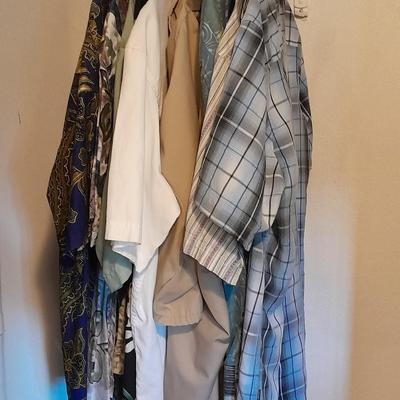 Men's short sleeved tops Size M and Large J.Riggings, Sport IF, Bass, Sears, Paradise Island, and more
