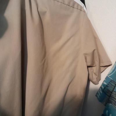 Men's short sleeved tops Size M and Large J.Riggings, Sport IF, Bass, Sears, Paradise Island, and more