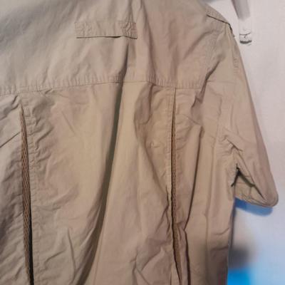 Men's short Sleeve tops Sizes M and Large REI, Columbia, Patagonia, Van Heusen and more
