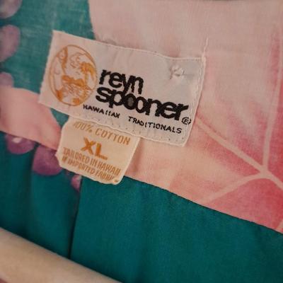 Men's short Sleeve tops Sizes M and Large REI, Columbia, Patagonia, Van Heusen and more