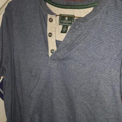 Men's short Sleeve tops Sizes M and Large casual wear and t-shirts Arizona, George, American Rag