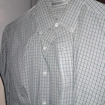 Men's long sleeve tops/ Shirts Honors, Van Heusen, Banana Republic, Allagash and more Size Med- XL