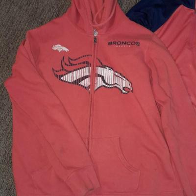 Bronco's apparel hooded Jacket, t-shirts, long sleeve