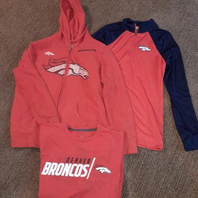 Bronco's apparel hooded Jacket, t-shirts, long sleeve