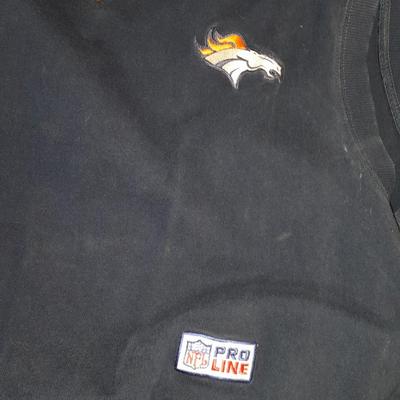 Bronco's Apparel NFL Pro Line sweater vest and collared Shirt Size Large